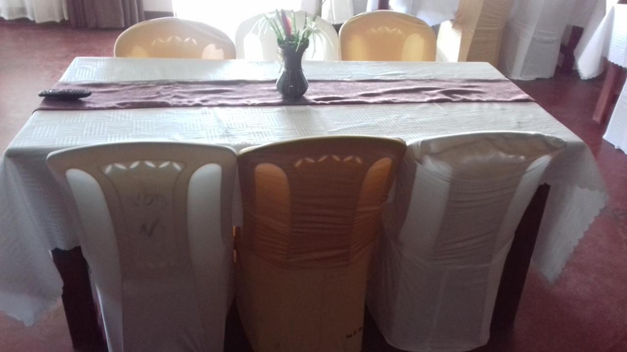 Riverside Resort Hotel Kabale Экстерьер фото