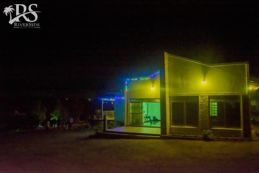 Riverside Resort Hotel Kabale Экстерьер фото